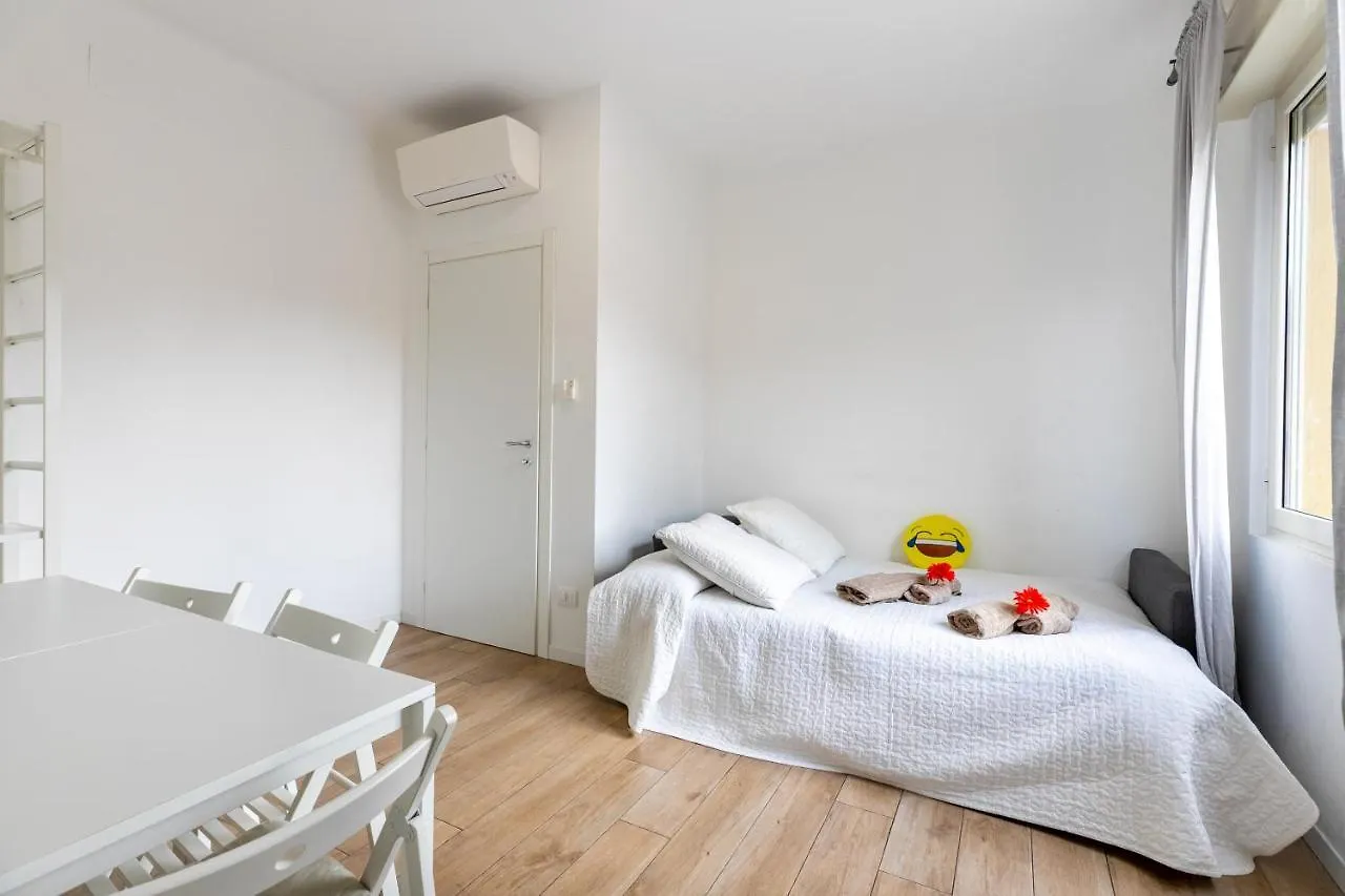 Апартаменты Alessia'S Flat - Politecnico Bovisa Милан 0*,